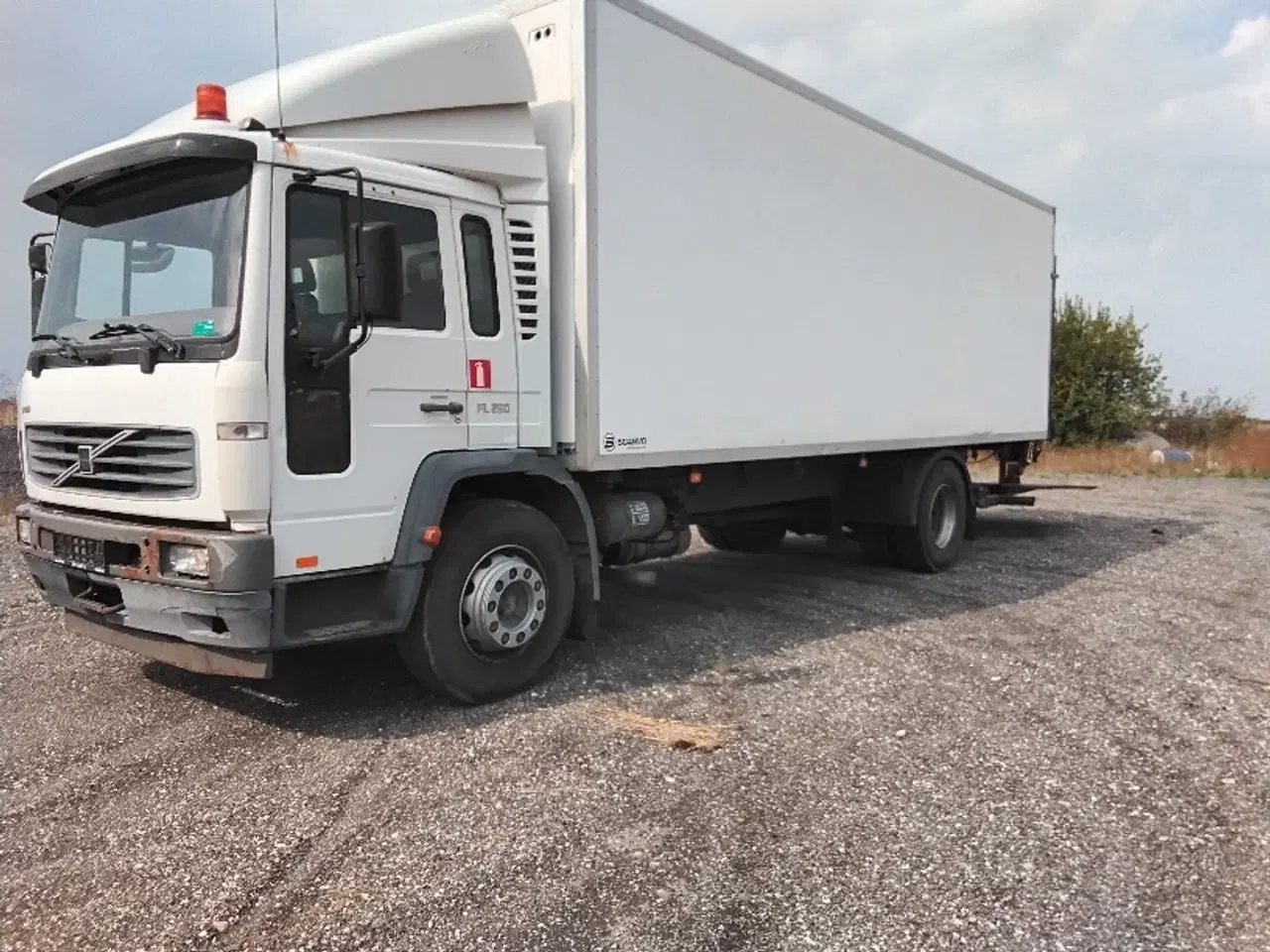 Billede 1 - Volvo FL 250 18E M/BOX