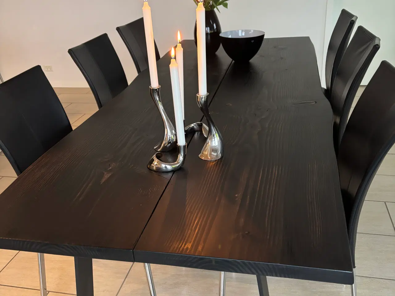 Billede 1 - Hesselholm plankebord med 6 stole