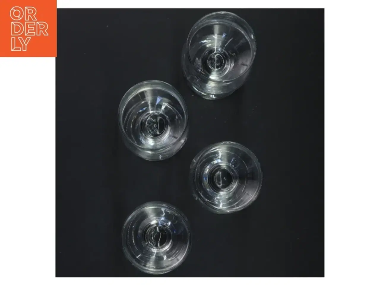 Billede 2 - Sæt med 4 glas (str. 13x6,5 cm)