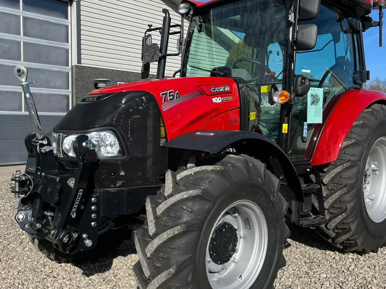 Billede 2 - Case IH Farmall 75 A Med frontlift og vendegear og brede hjul.