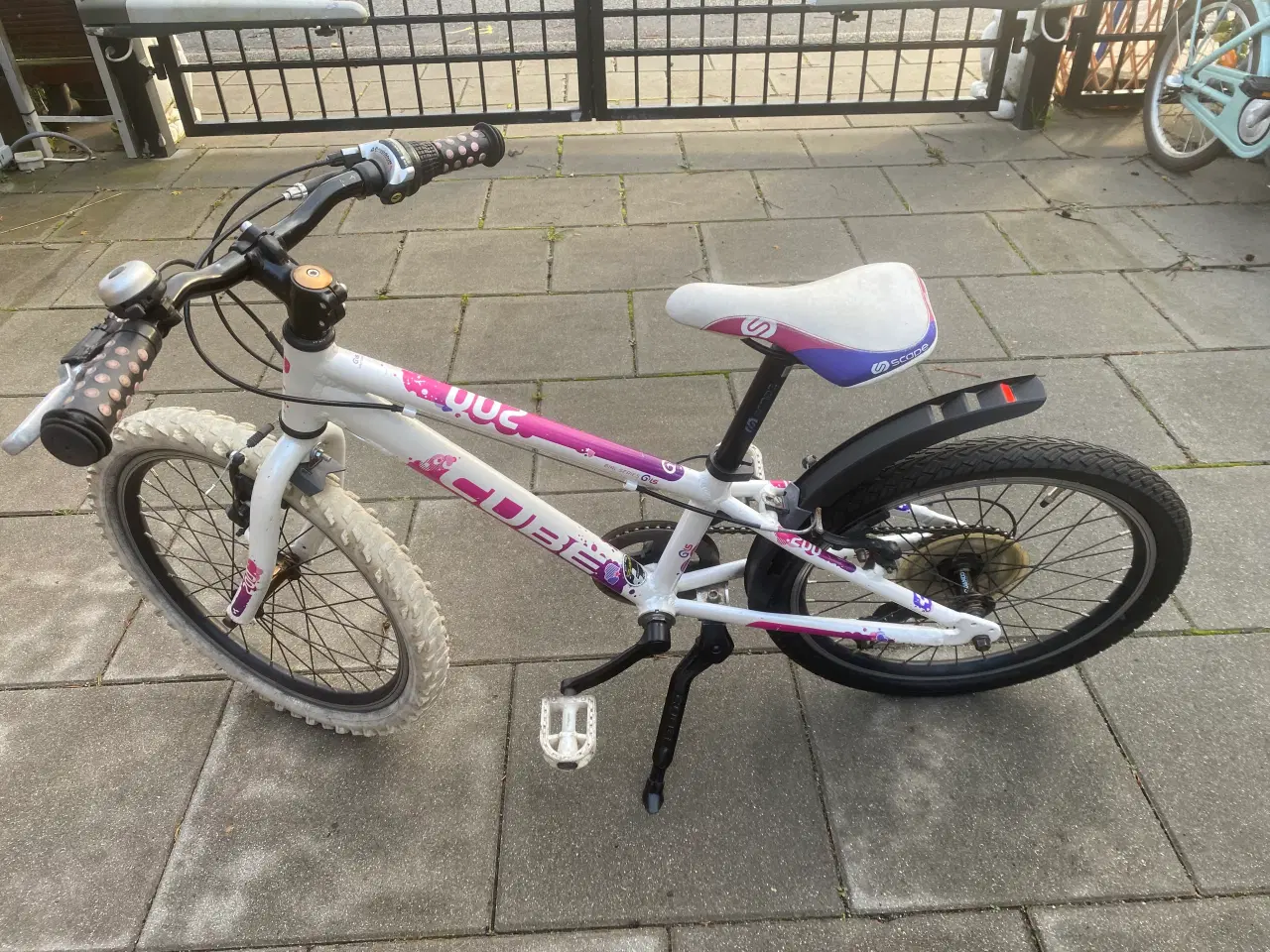 Billede 6 - Købt til 4100 kr 20 tommer prinsesse cykel