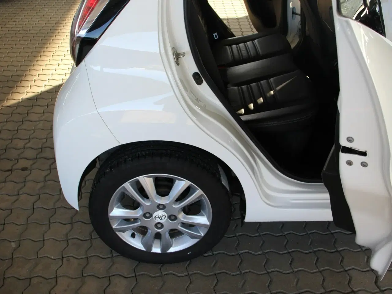 Billede 15 - Toyota Aygo 1,0 VVT-i x-cellence