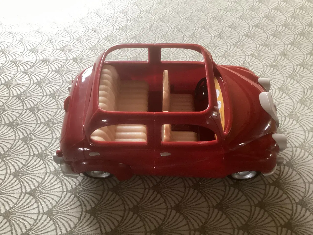 Billede 2 - Sylvanian families bil rød