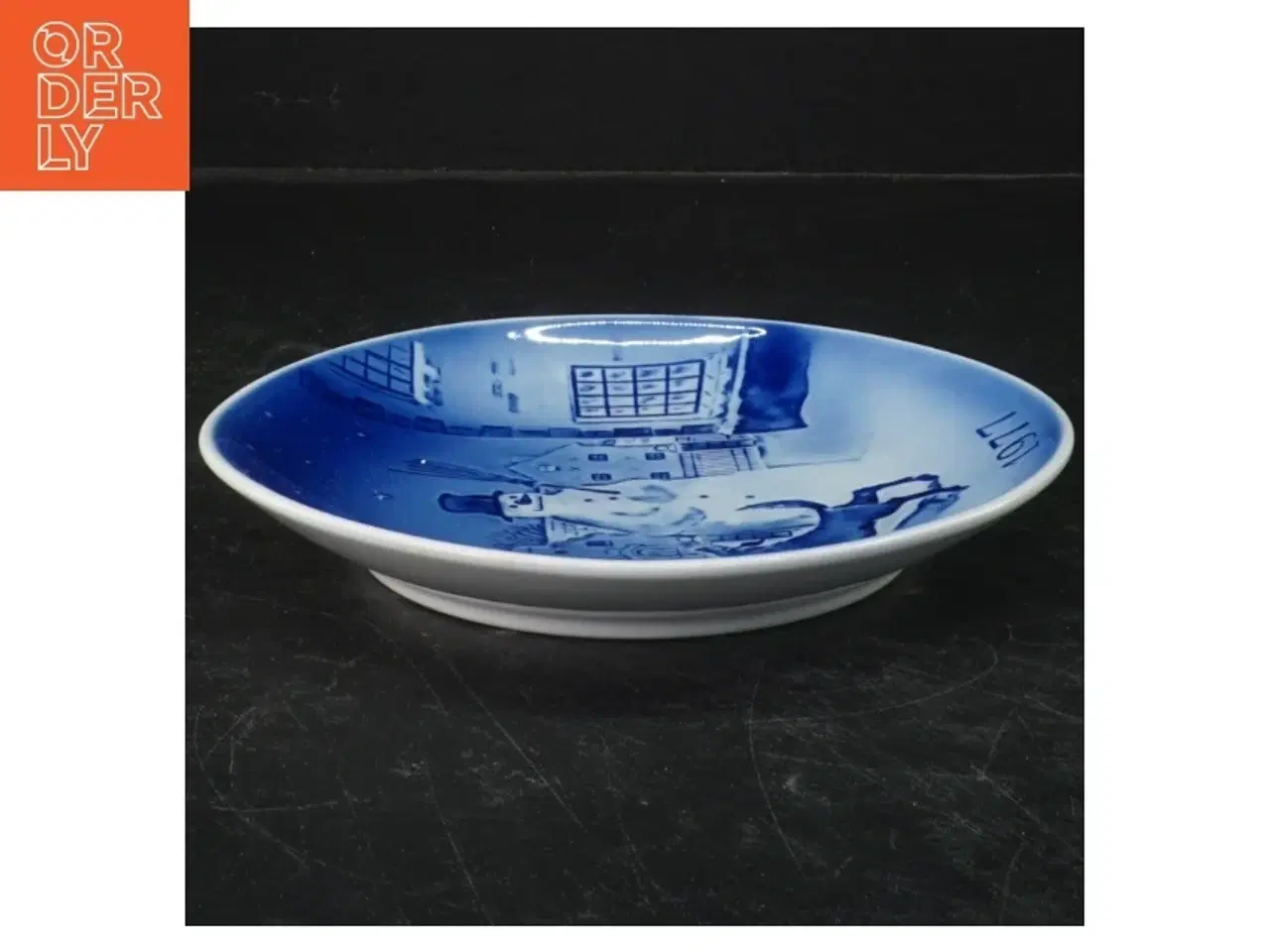 Billede 3 - H.C. Andersen juleplatte 1977 fra Desiree (str. Ø 19 cm)