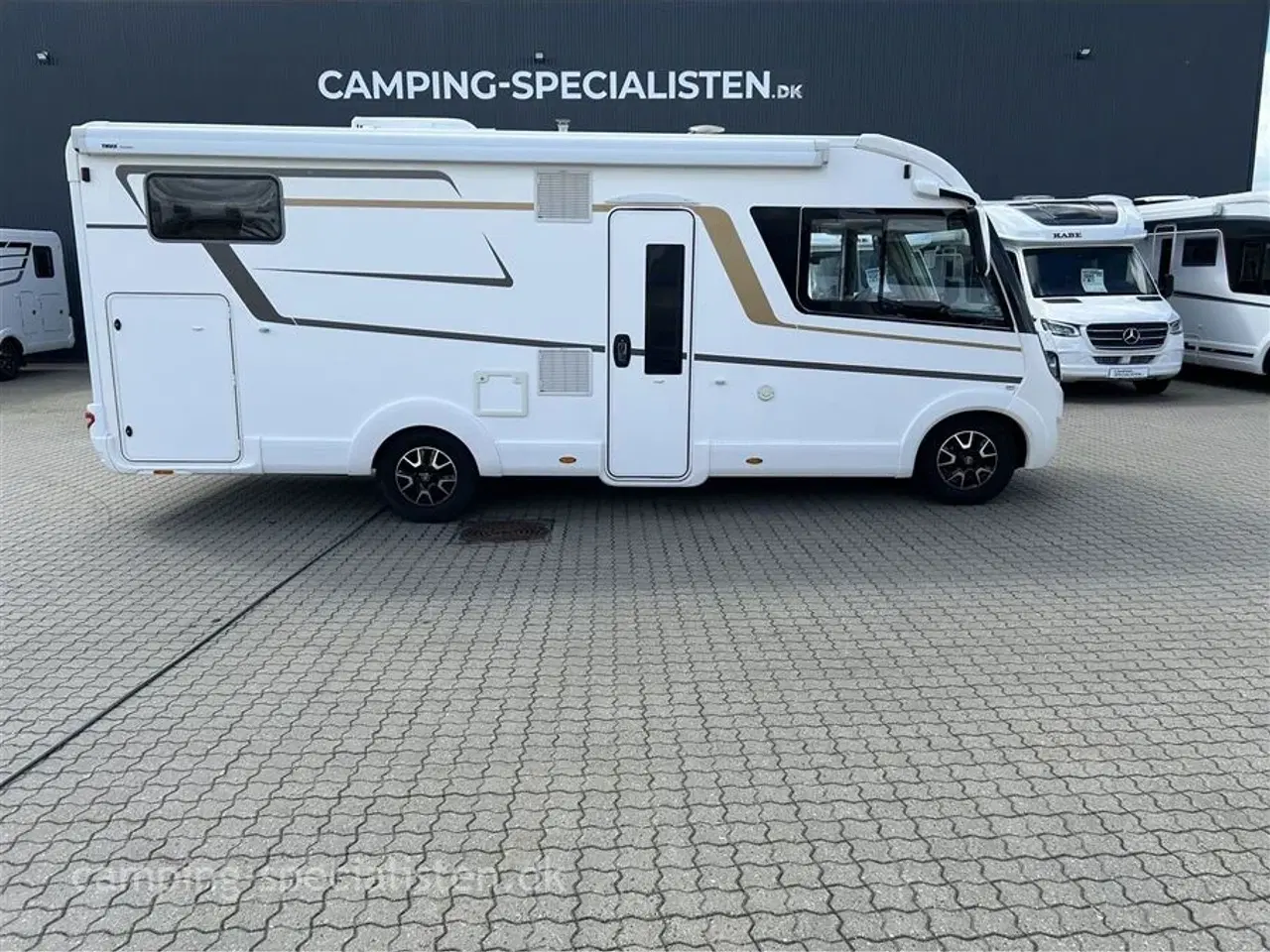 Billede 1 - 2017 - Euramobil Integra Line 720   Eura Mobil IL 720 kan nu ses hos Camping-Specialisten.dk Silkeborg