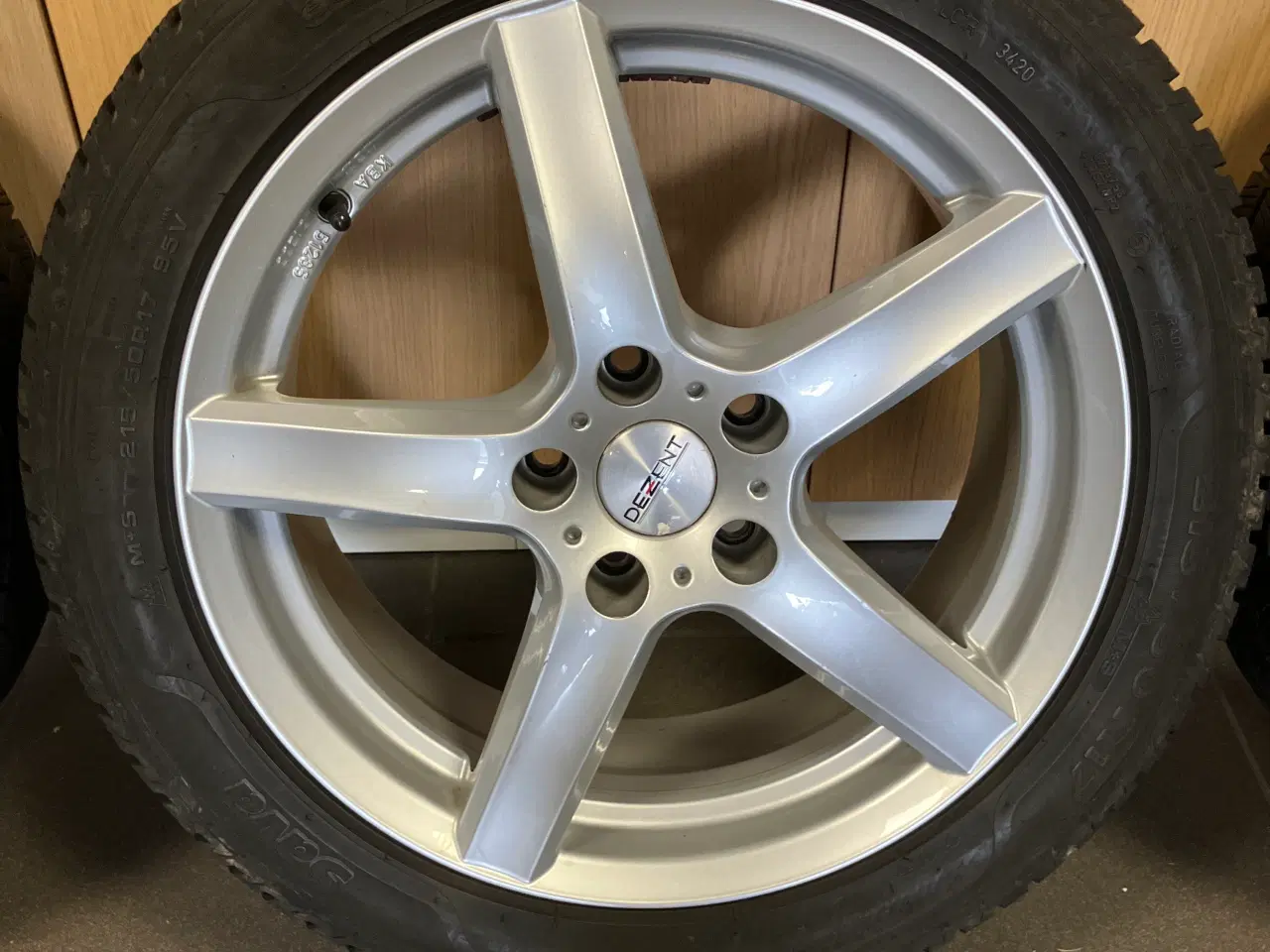 Billede 3 - Dezent alufælge 5x112 m Vinterdæk