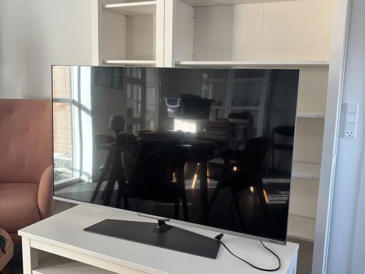 Billede 2 - Super anvendeligt TV-bord med skuffer