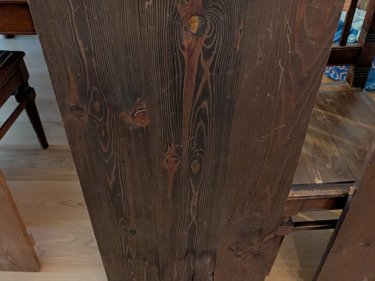 Billede 11 - Antikt spisebord med stole i egetræ