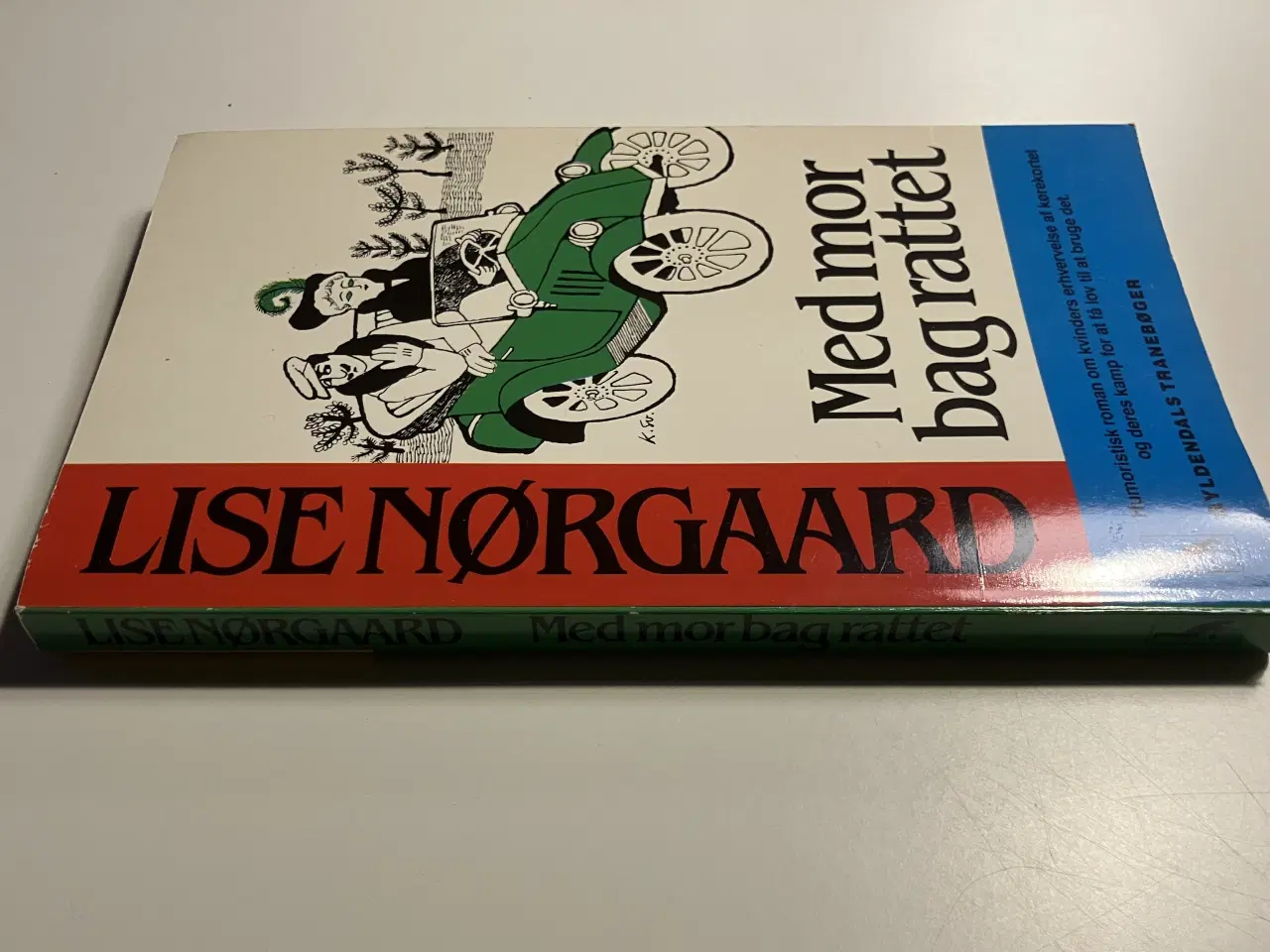 Billede 3 - Med mor bag rattet. Af Lise Nørgaard