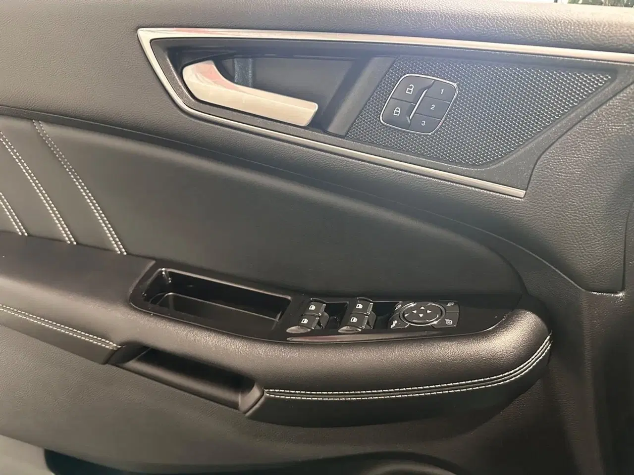 Billede 10 - Ford Edge 2,0 TDCi 210 Sport aut. AWD Van