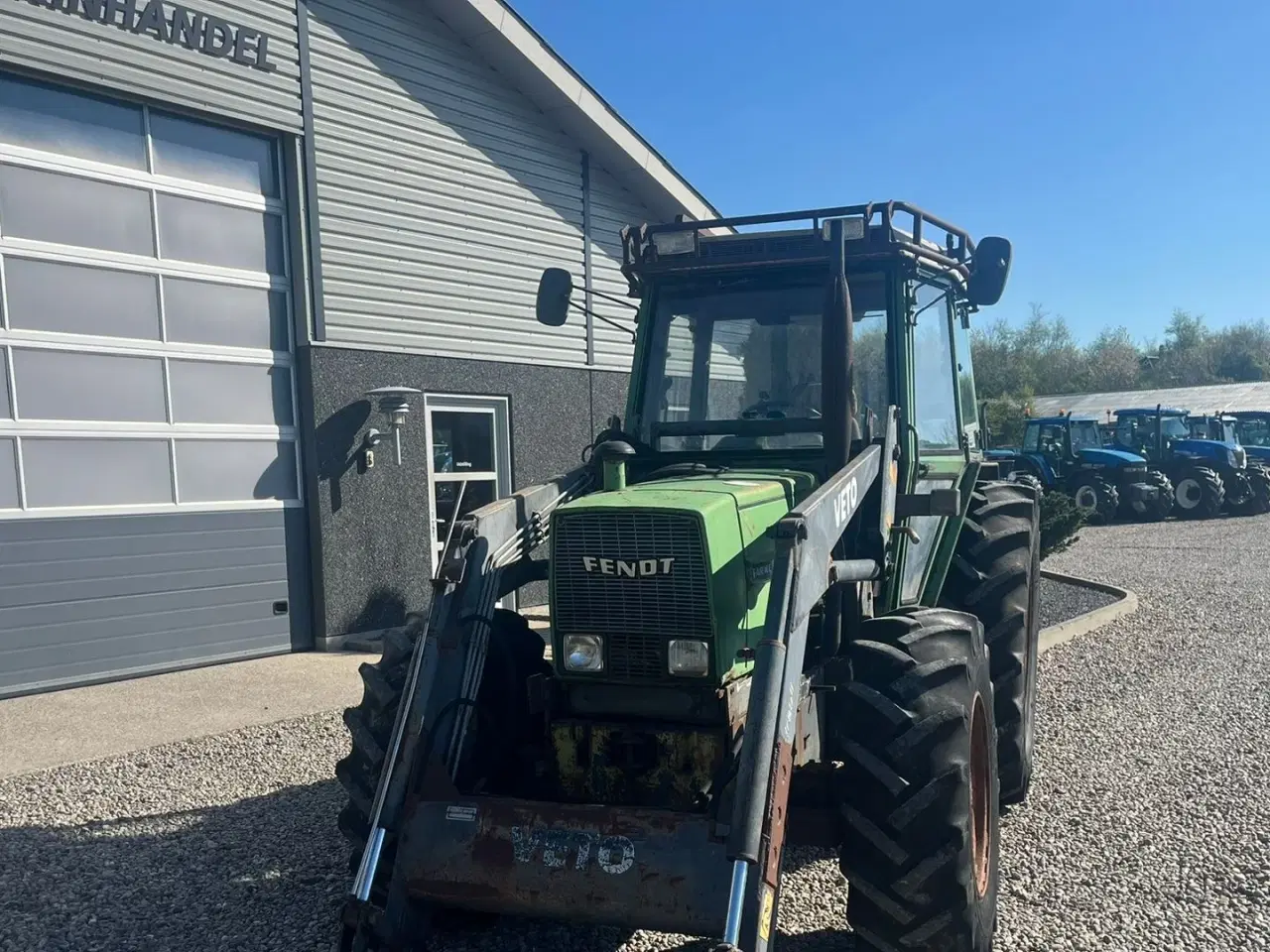 Billede 9 - Fendt 308 LS Farmer Turbomatik med frontlæsser og skovinddækning
