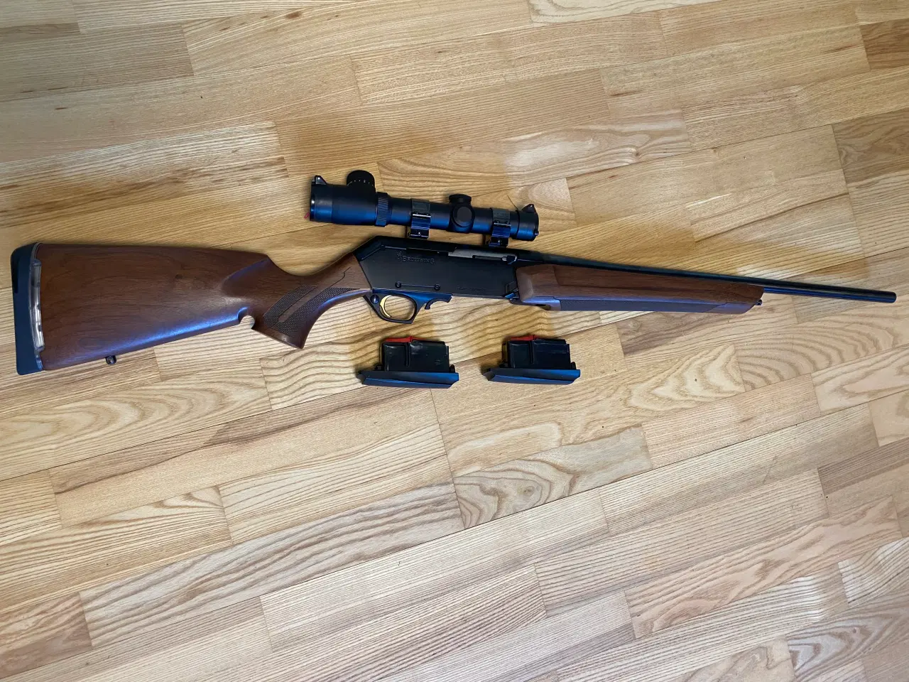 Billede 1 - Halvautomatisk riffel Cal. 308