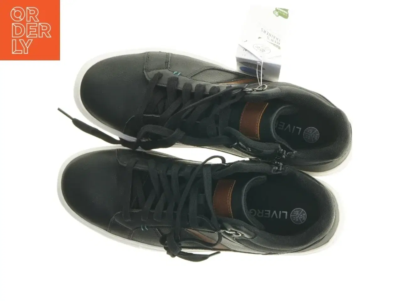 Billede 4 - Sorte sneakers str. 45