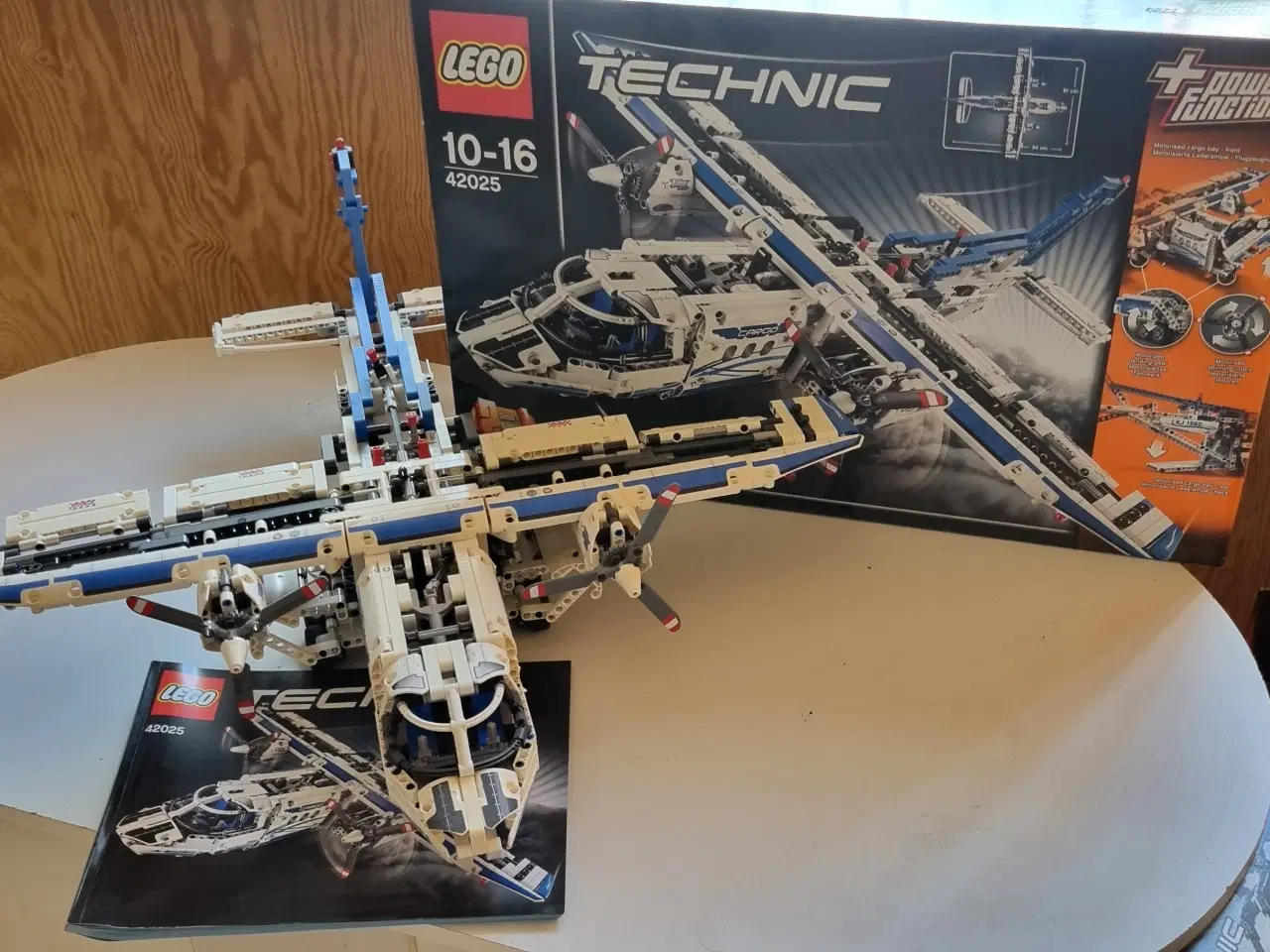 Billede 1 - Lego Technic, Fragtfly, 42025