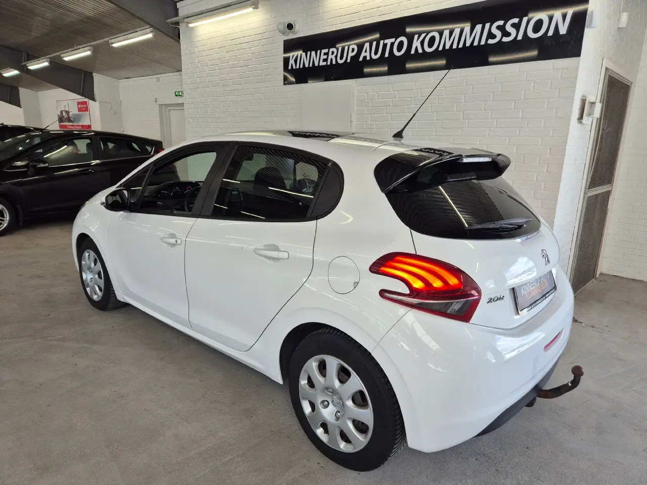 Billede 4 - Peugeot 208 1,6 BlueHDi Envy 100HK 5d