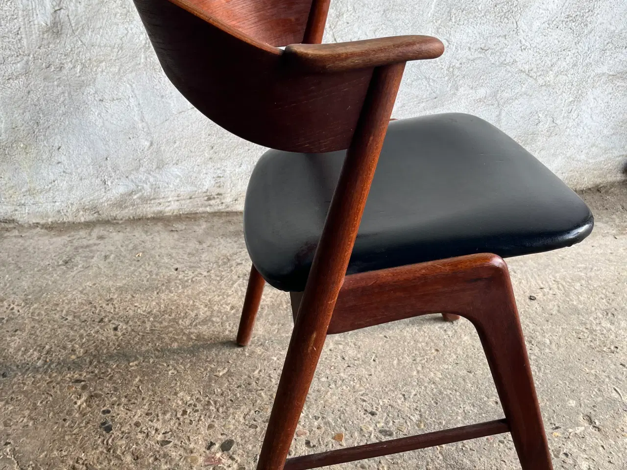 Billede 5 - Spisebordsstole sælges 