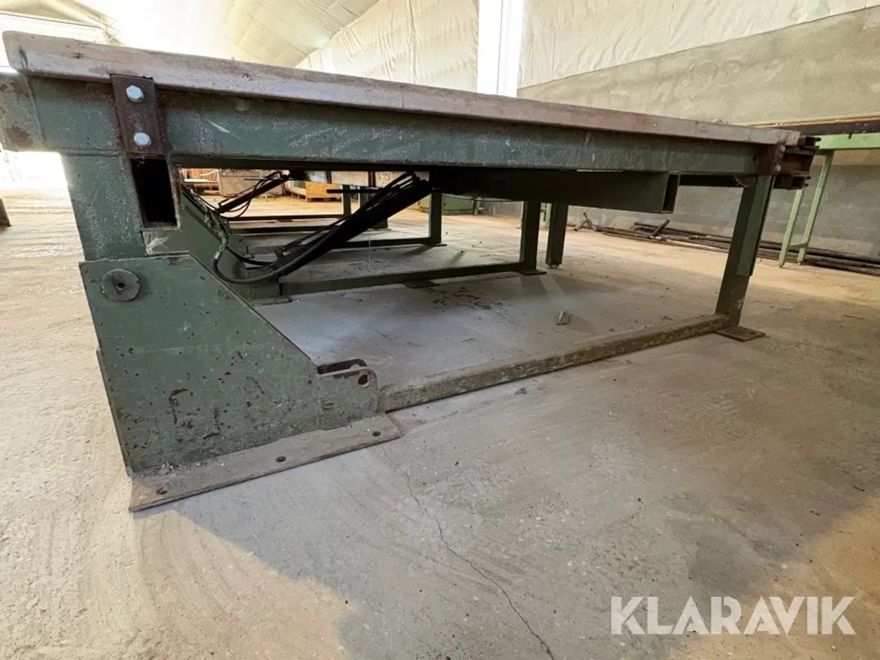 Billede 6 - Vendeborde med hydraulik station 2 borde.