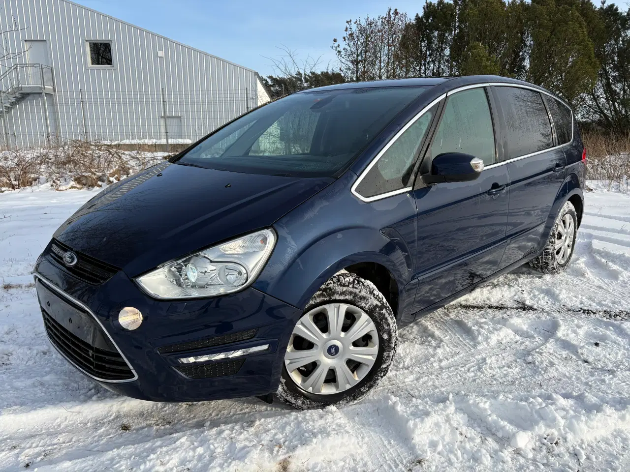 Billede 3 - Pæn 7 Personers familiebil