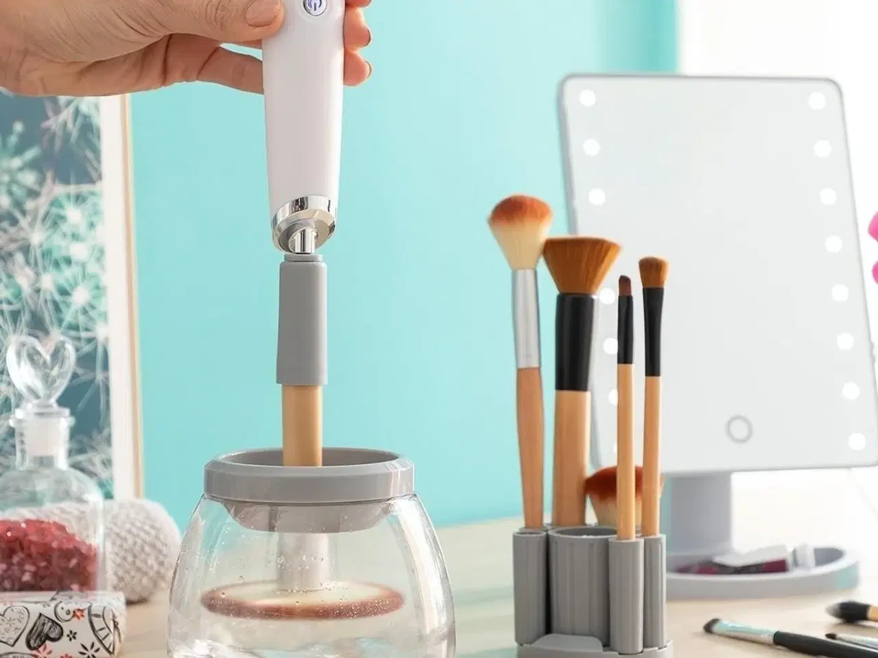 Billede 1 - Automatisk Makeup børste renere og tørretumbler Maklin InnovaGoods