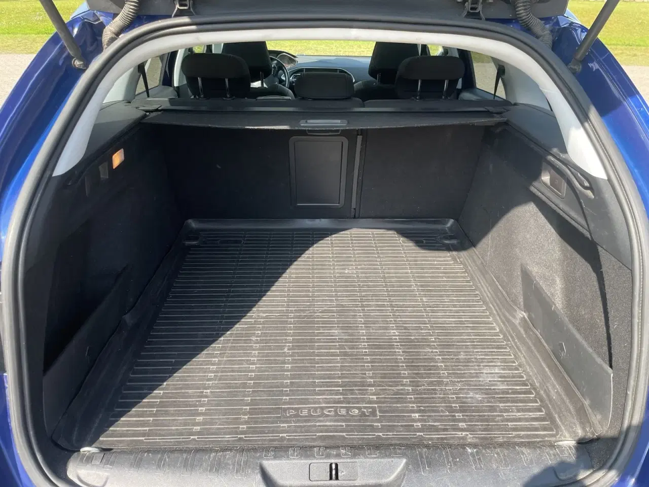 Billede 17 - Peugeot 308 1,5 BlueHDi 130 Allure Sky SW