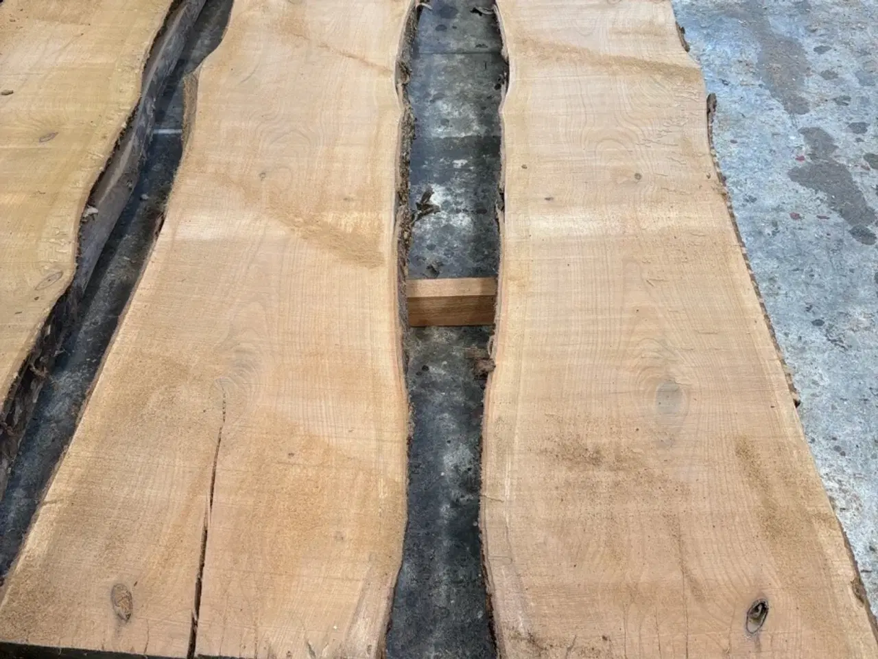 Billede 1 - Kirsebær planker 4 styk