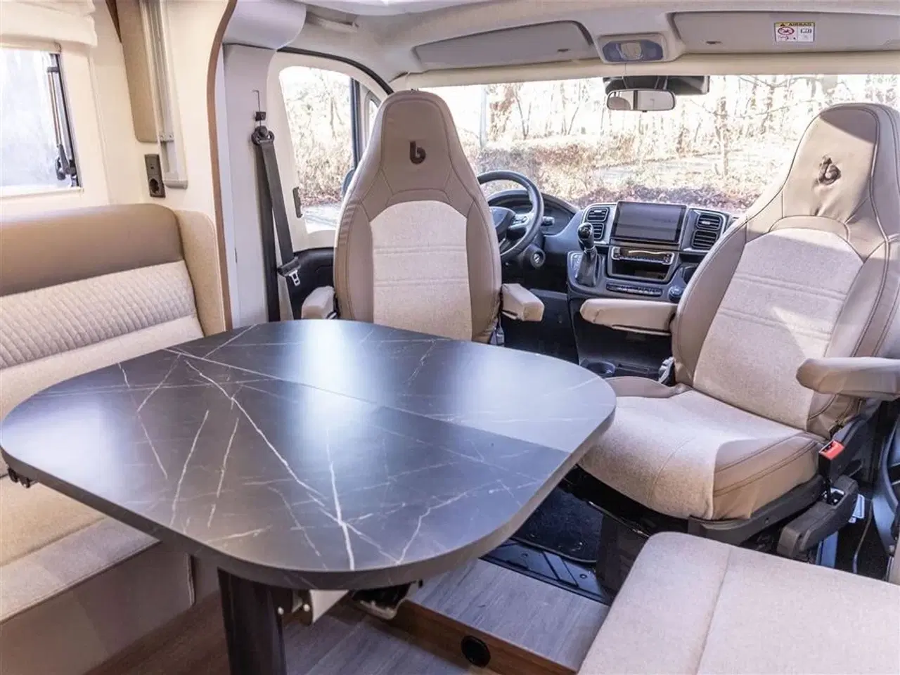 Billede 8 - 2026 - Benimar Mileo 268 Skandinavisk design og komfort året rundt