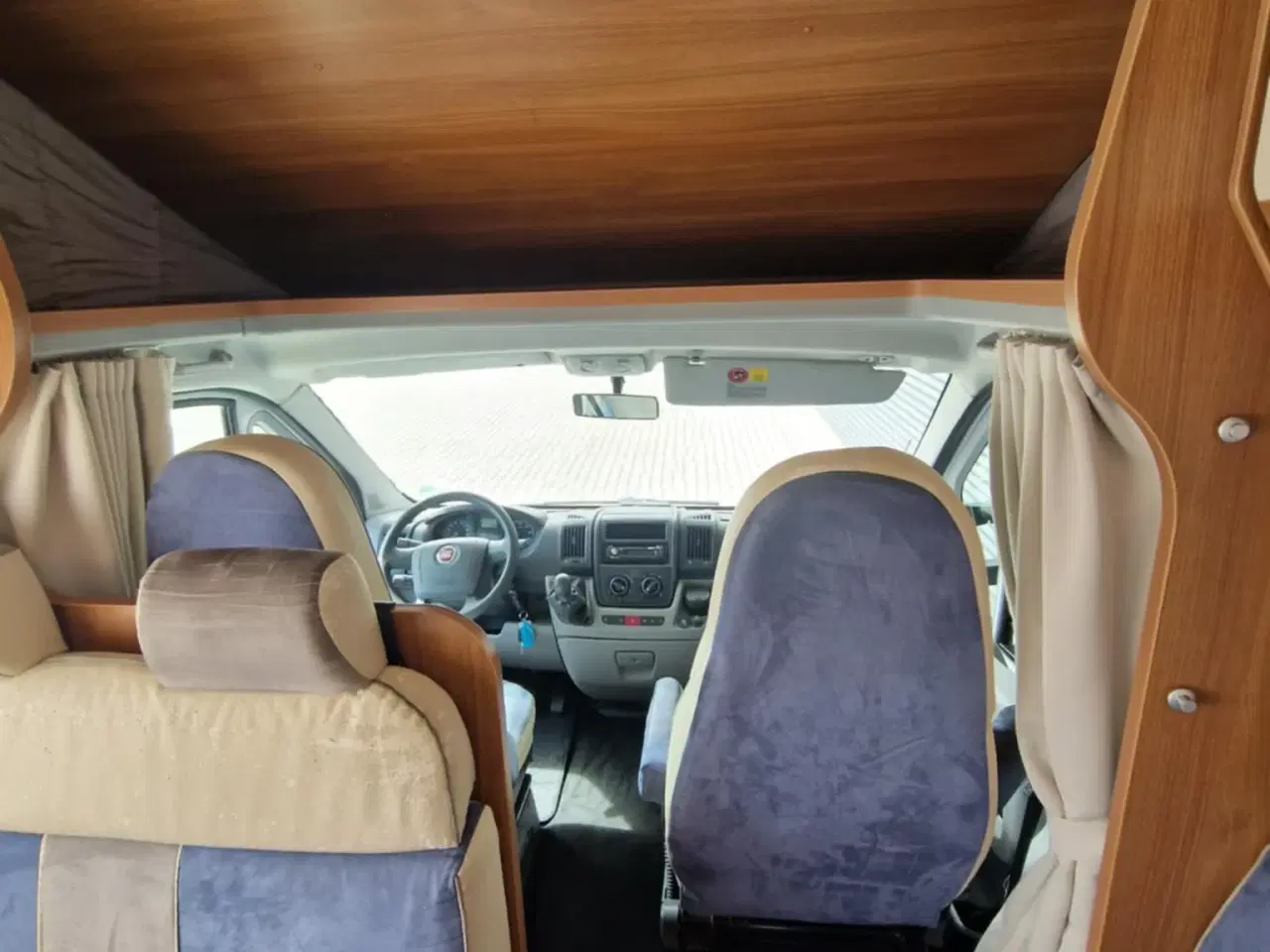 Billede 10 - 2010 -  Carado Mobil A160 med 6 selepladser