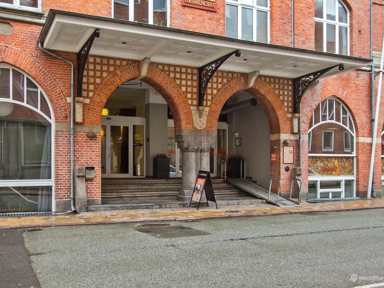 Billede 2 - 124 m² kontor eller showroom i eksklusiv og historisk ejendom i Odense C