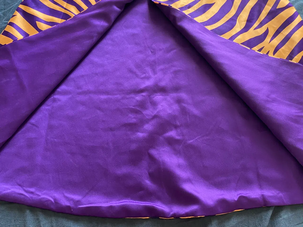 Billede 5 - Tiger udklædningstøj 