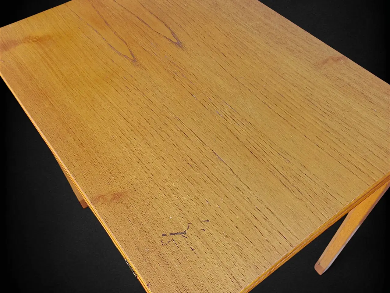 Billede 4 - Multifunktionsbord teak/eg med mærkat