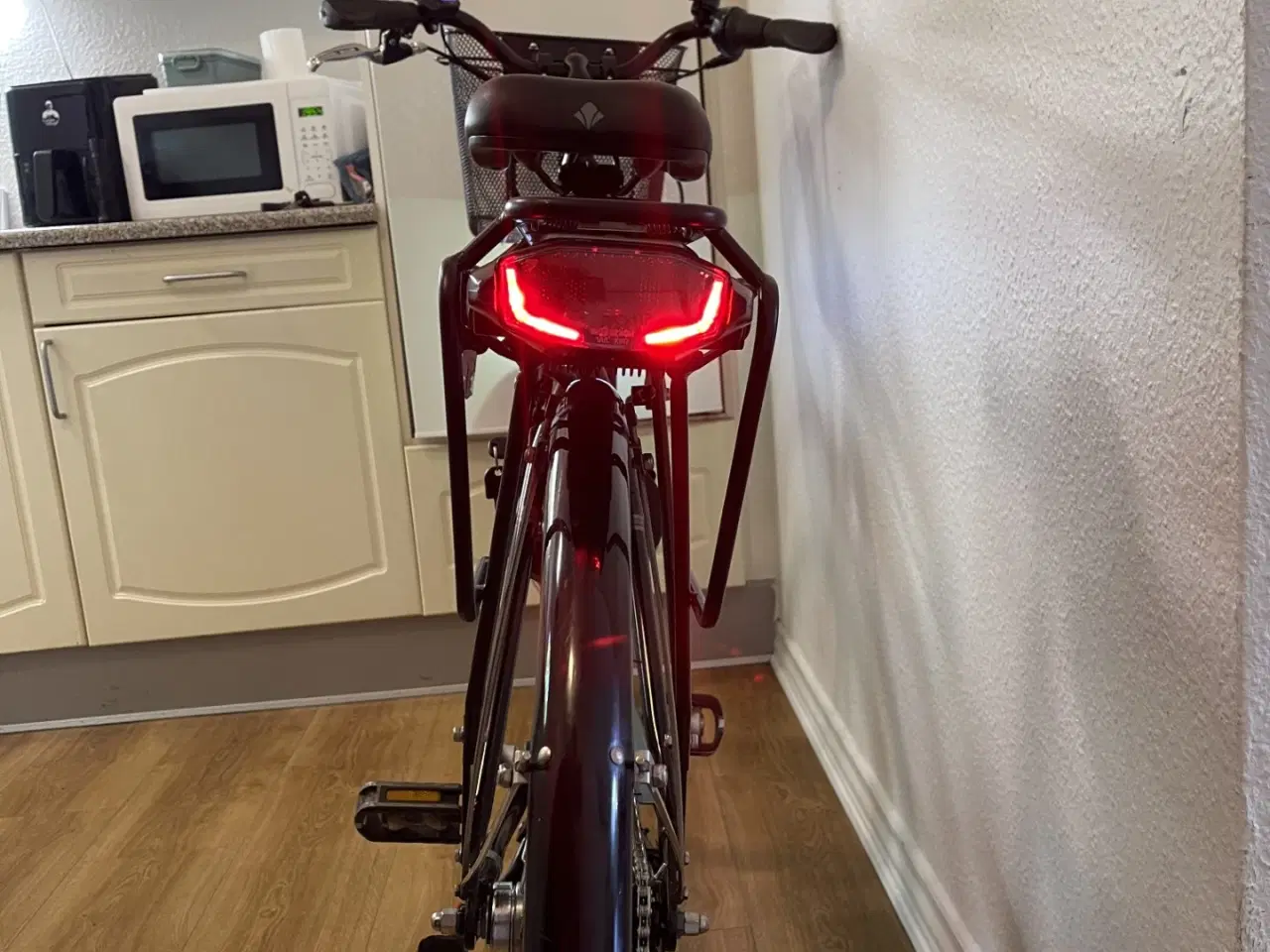 Billede 4 -  flot sco  dame elcykel 28"  7 gear. 