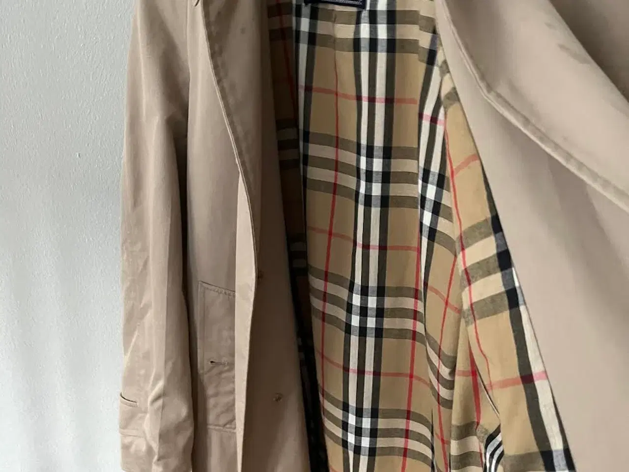 Billede 6 - BURBERRY Trench coat, vintage, velholdt. Str. M/ L