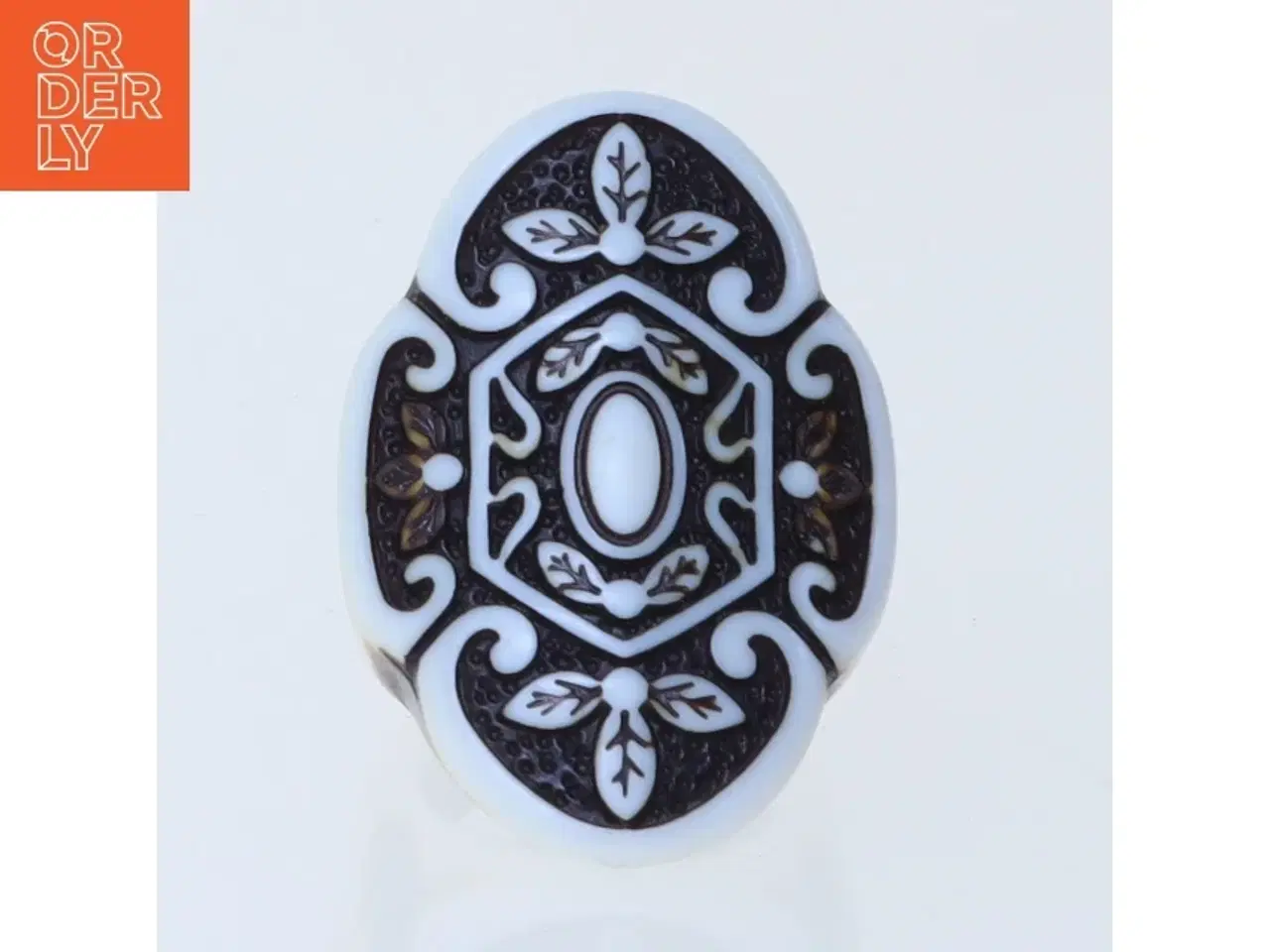 Billede 1 - Dekorativ ring med mønster (str. 53 mm)