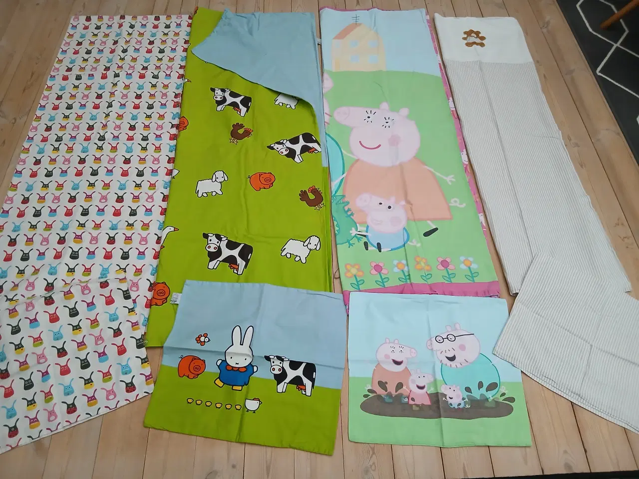 Billede 4 - JUNIOR - og dyner og puder