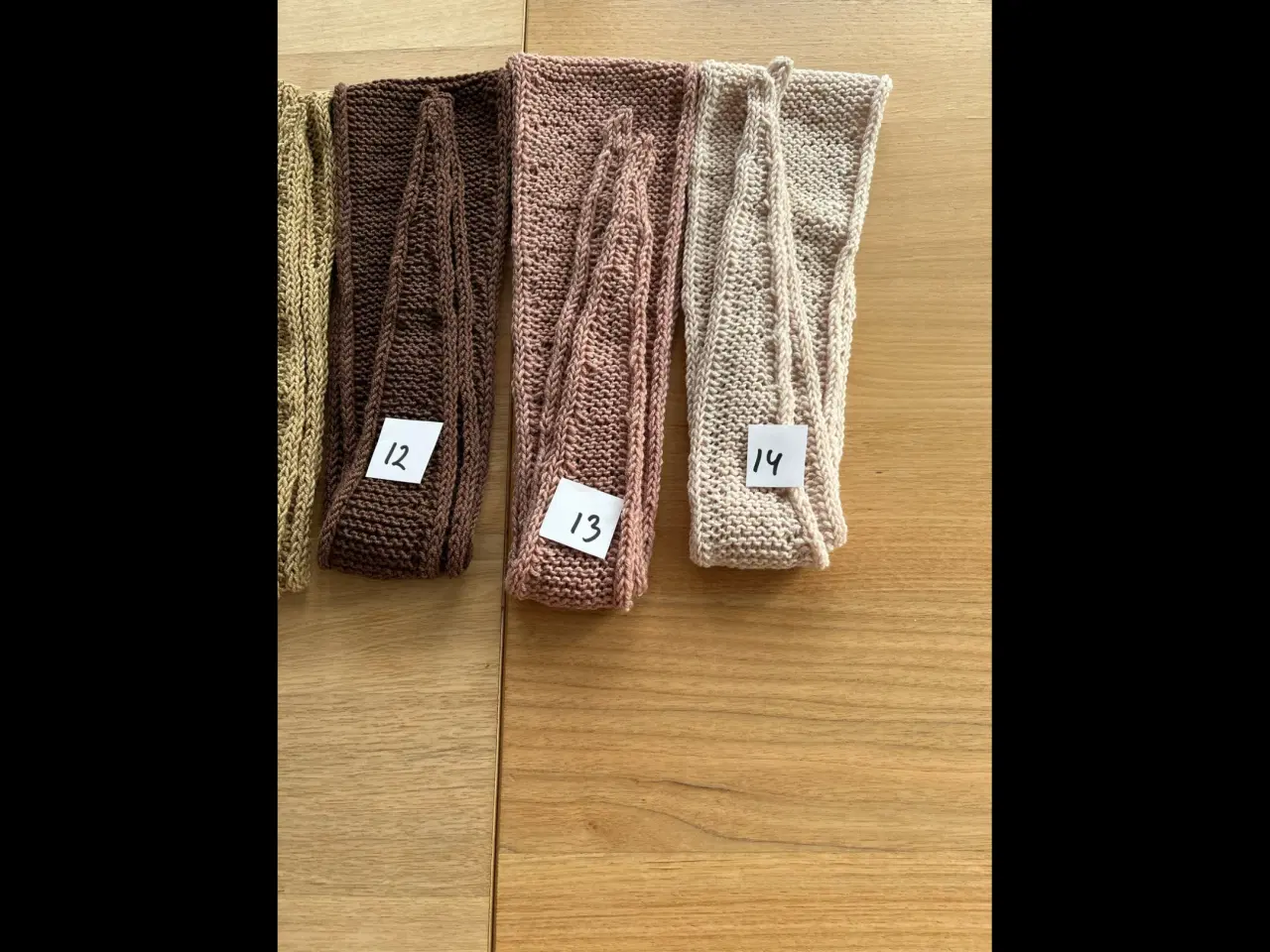 Billede 6 - Tørklæde hjemmestrik. Sophie Scarf. Mange farver. 