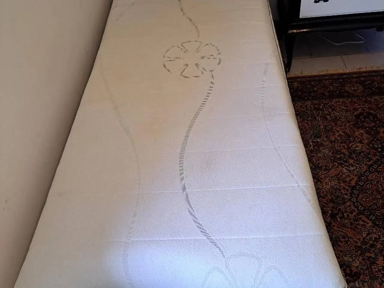 Billede 1 - Elevationsseng 85x200 cm fin stand, lækker madras