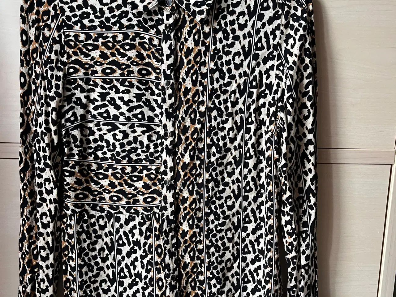 Billede 1 - CULTURE Skjorte Leopardprint S