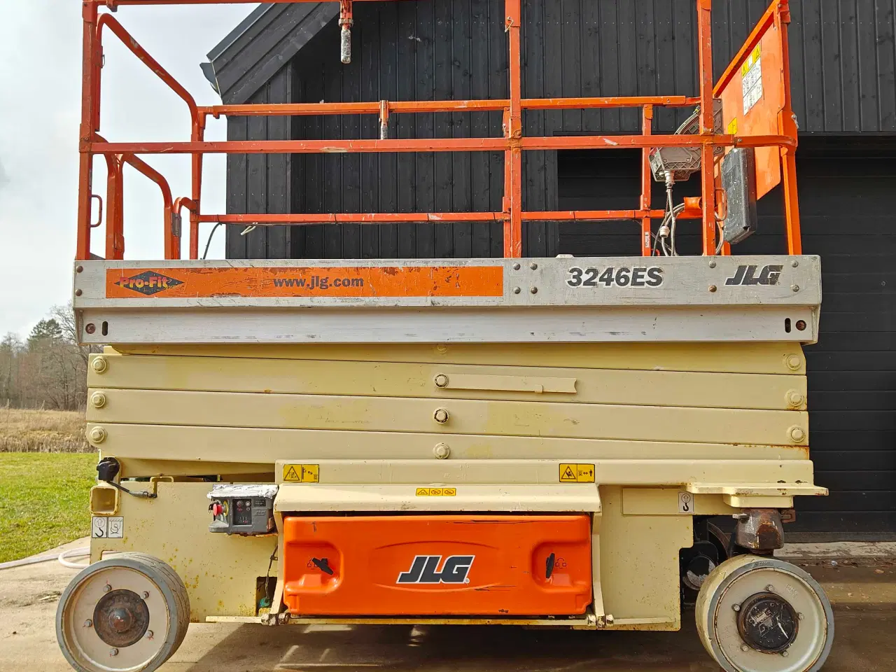 Billede 1 - JLG 3246ES 11,8mtr arbejdshøjde