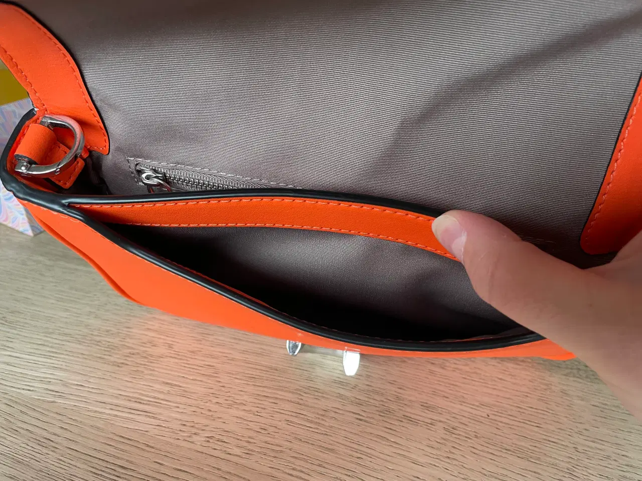 Billede 8 - Marc Jacobs orange taske 