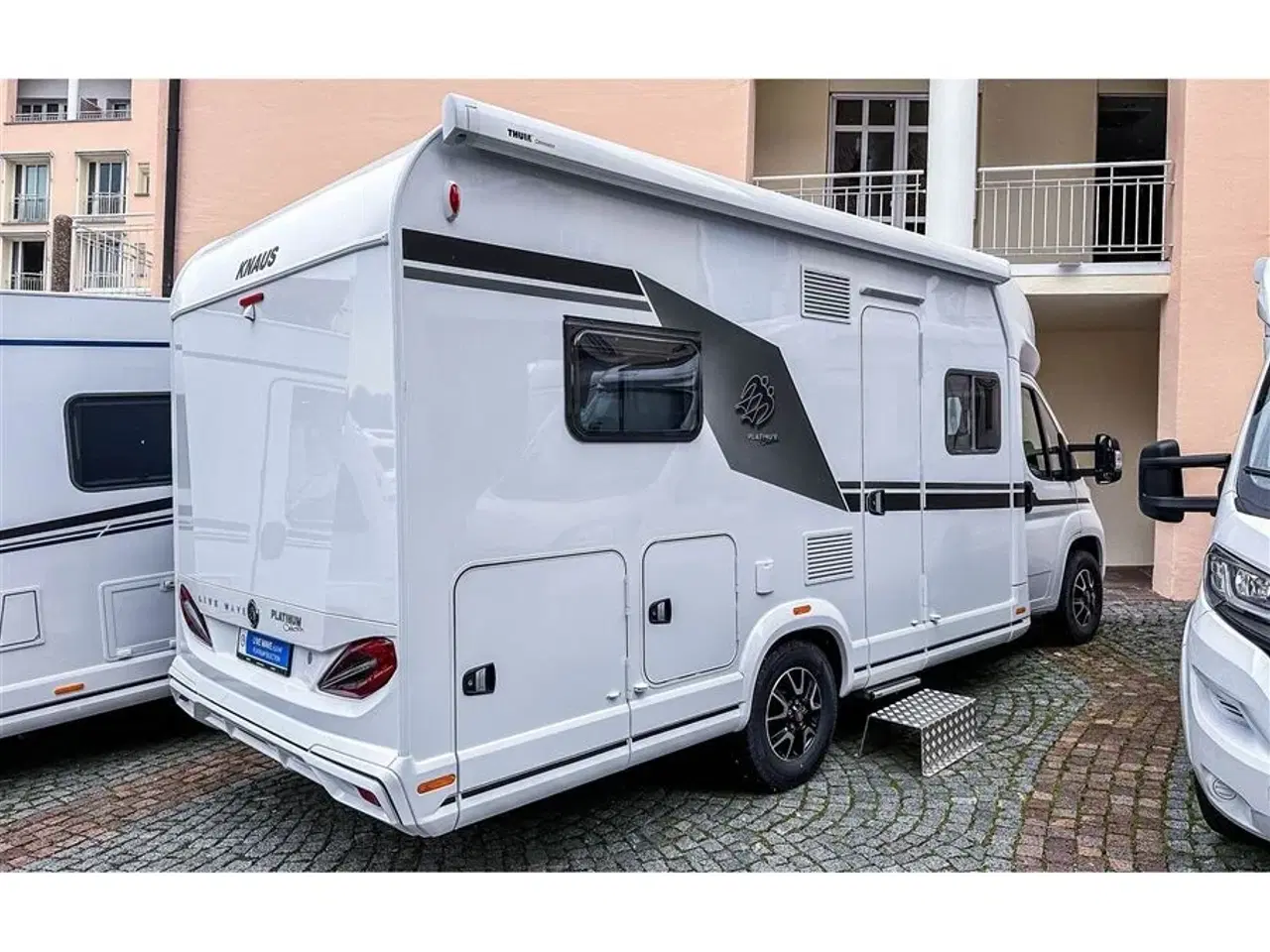 Billede 2 - 2025 - Knaus L!VE TI Wave 650 MF Platinium Selection   Del-integreret med plads til 4