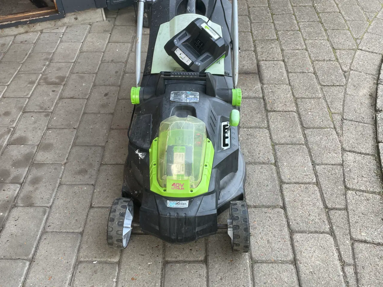 Billede 4 - Garden Plæneklipper med batteri