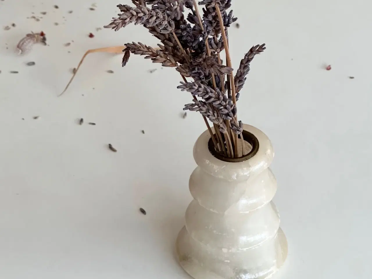 Billede 1 - Minivase, alabaster