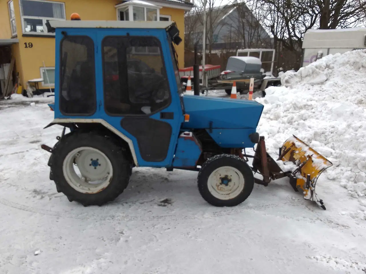 Billede 3 - Kompakt traktor