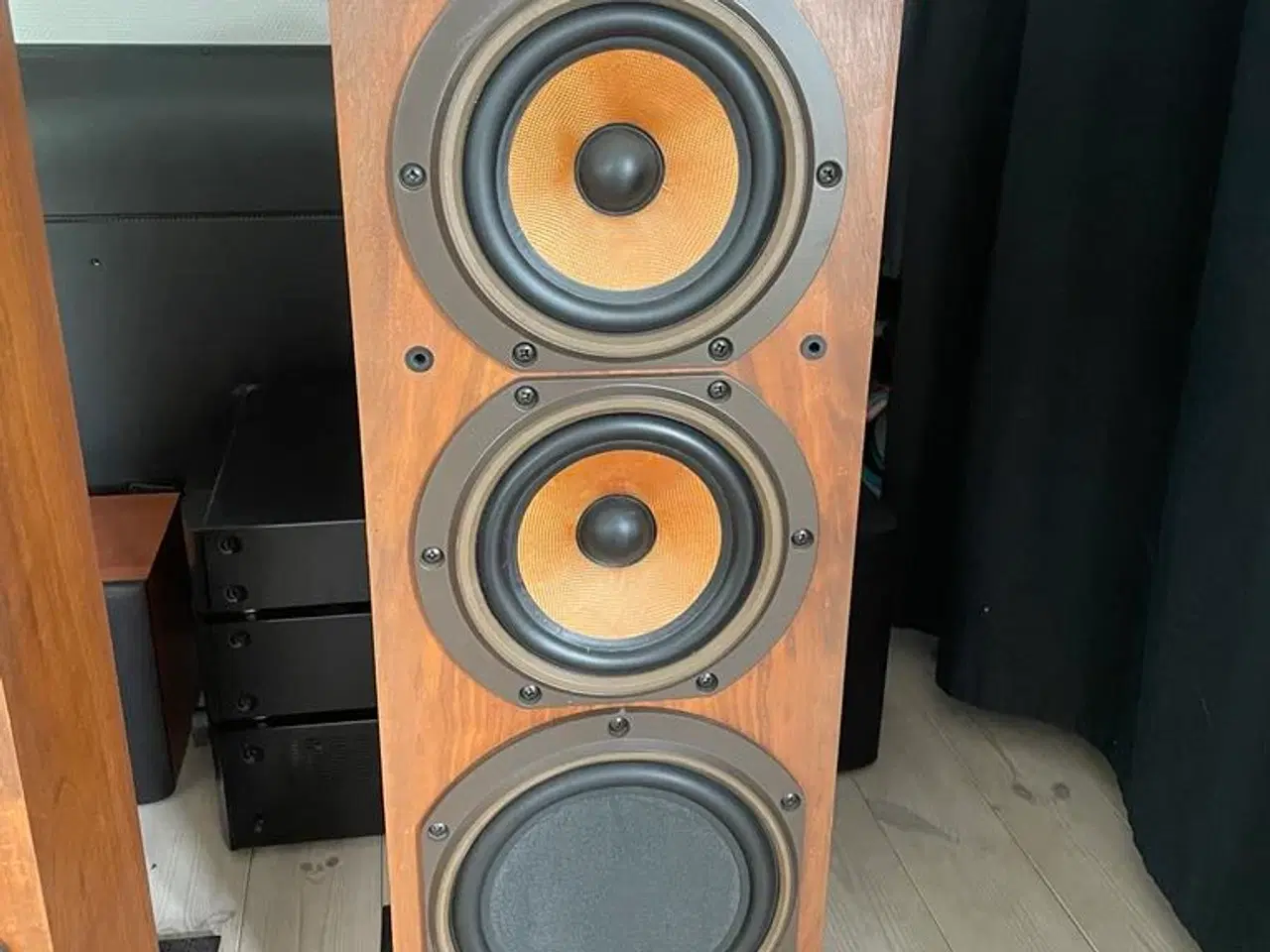 Billede 4 - Hi-Fi & Hjemmebio-sæt – Marantz + Bowers & Wilkins