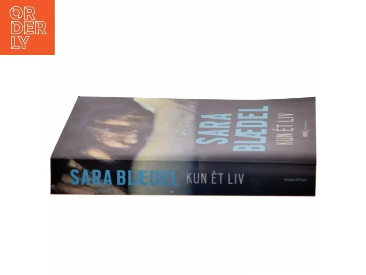 Billede 2 - Kun ét liv af Sara Blædel (Bog)