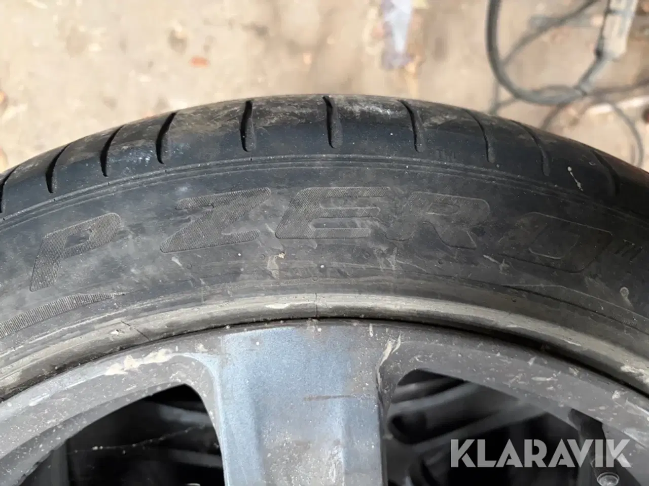 Billede 4 - Alufælge med dæk Pirelli P Zero 4 styk