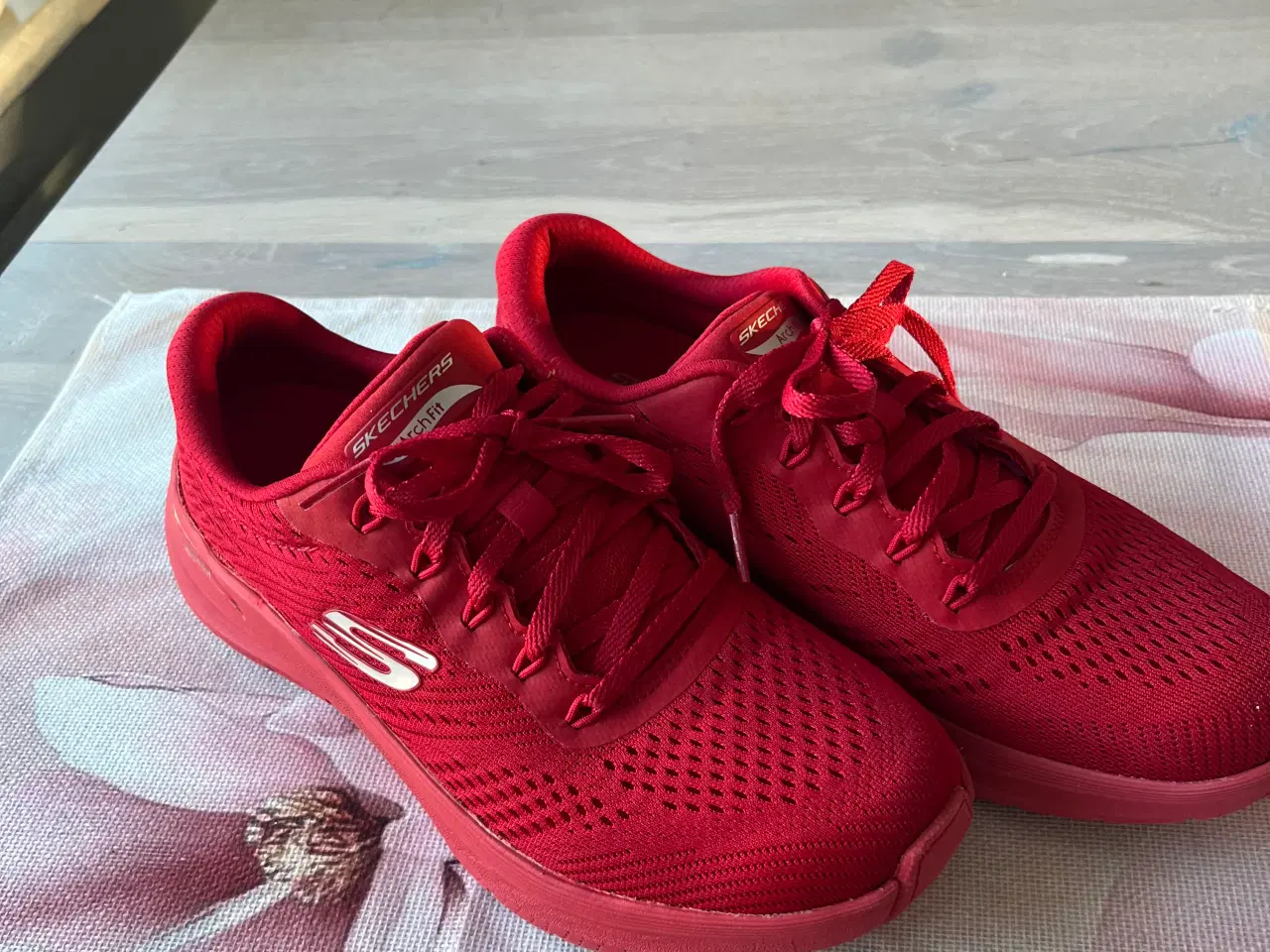 Billede 2 - Sketchers Arch Fit Air-Cooled