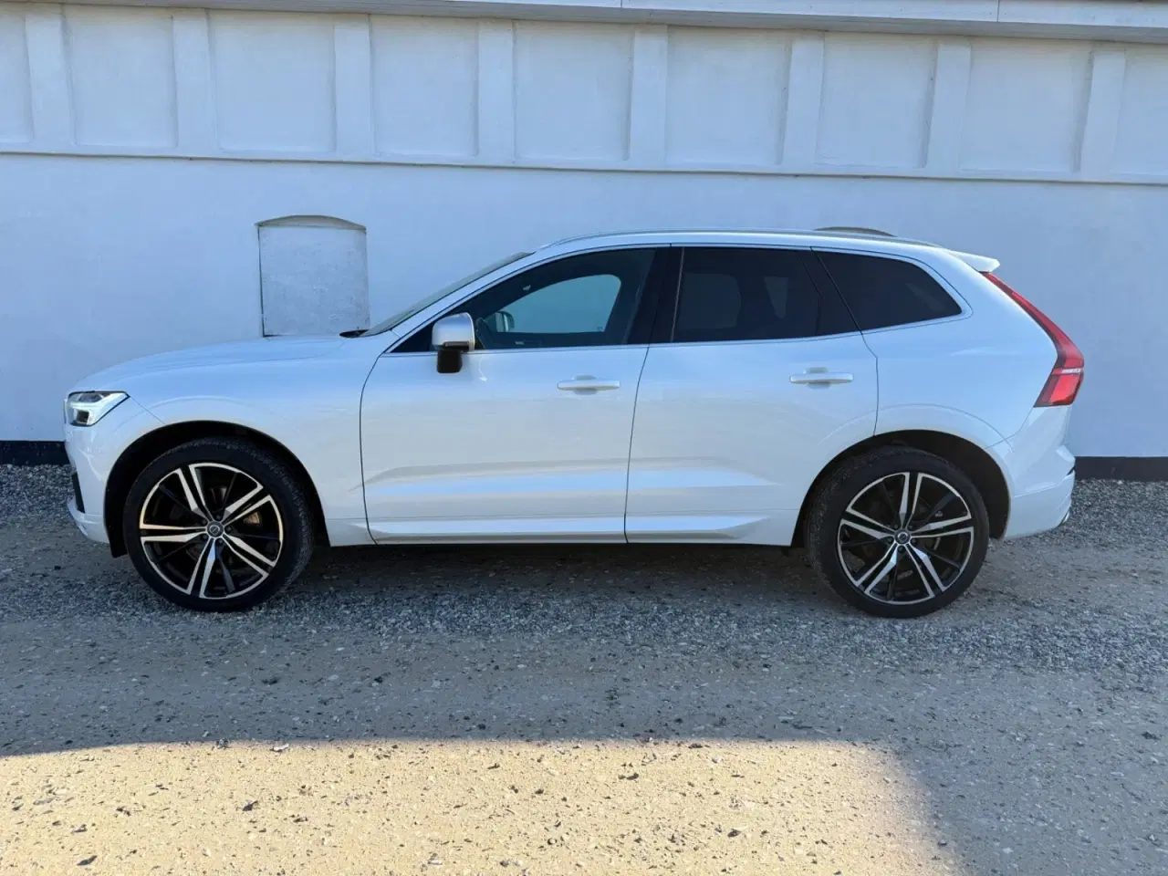 Billede 4 - Volvo XC60 2,0 D5 235 R-Design aut. AWD