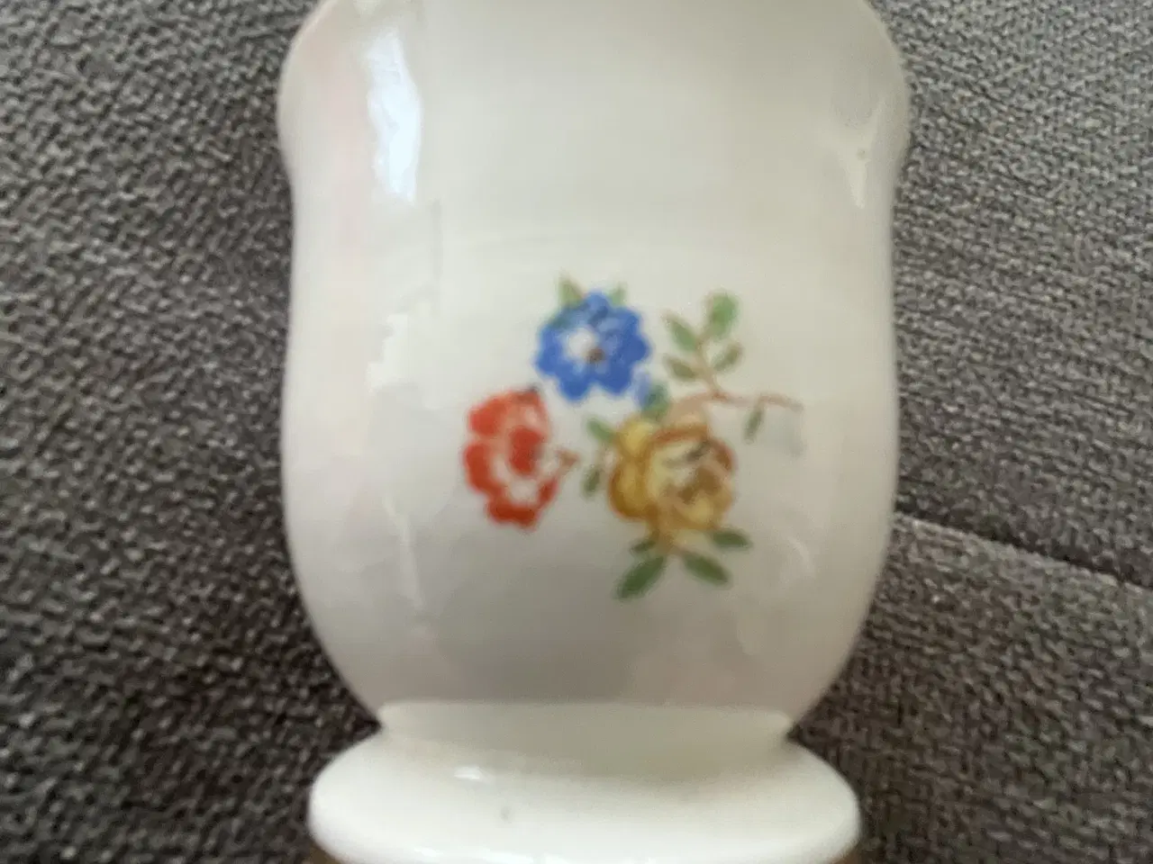 Billede 2 - Aluminia Anna Sofie æggebærer