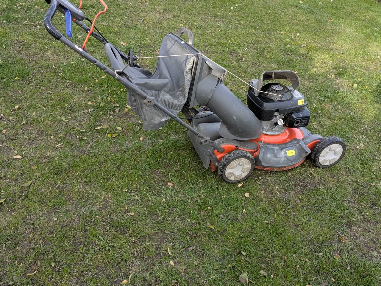 Billede 1 - Husqvarna plæneklipper 